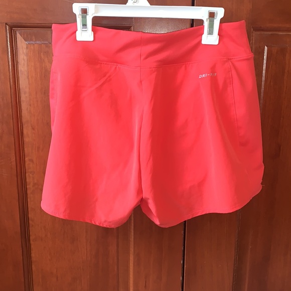 Nike shorts - Picture 2 of 3